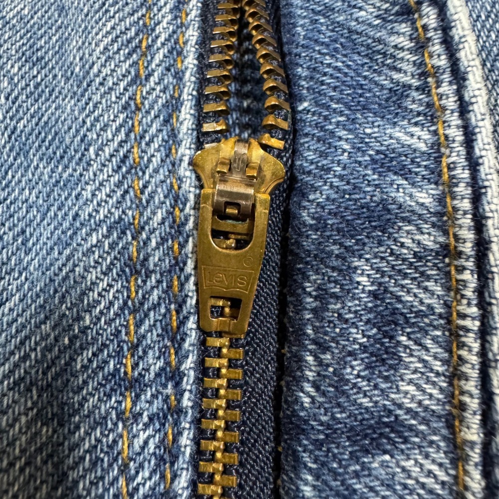 Levis 550 Relaxed Fit Tapered Leg Jeans Mens 36x31 Blue Vintage Made in USA - Picture 13 of 15